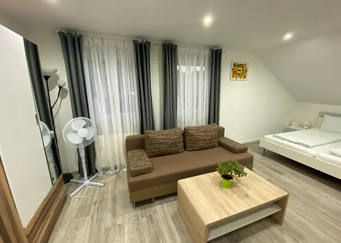 Ossiach 1 アパート *